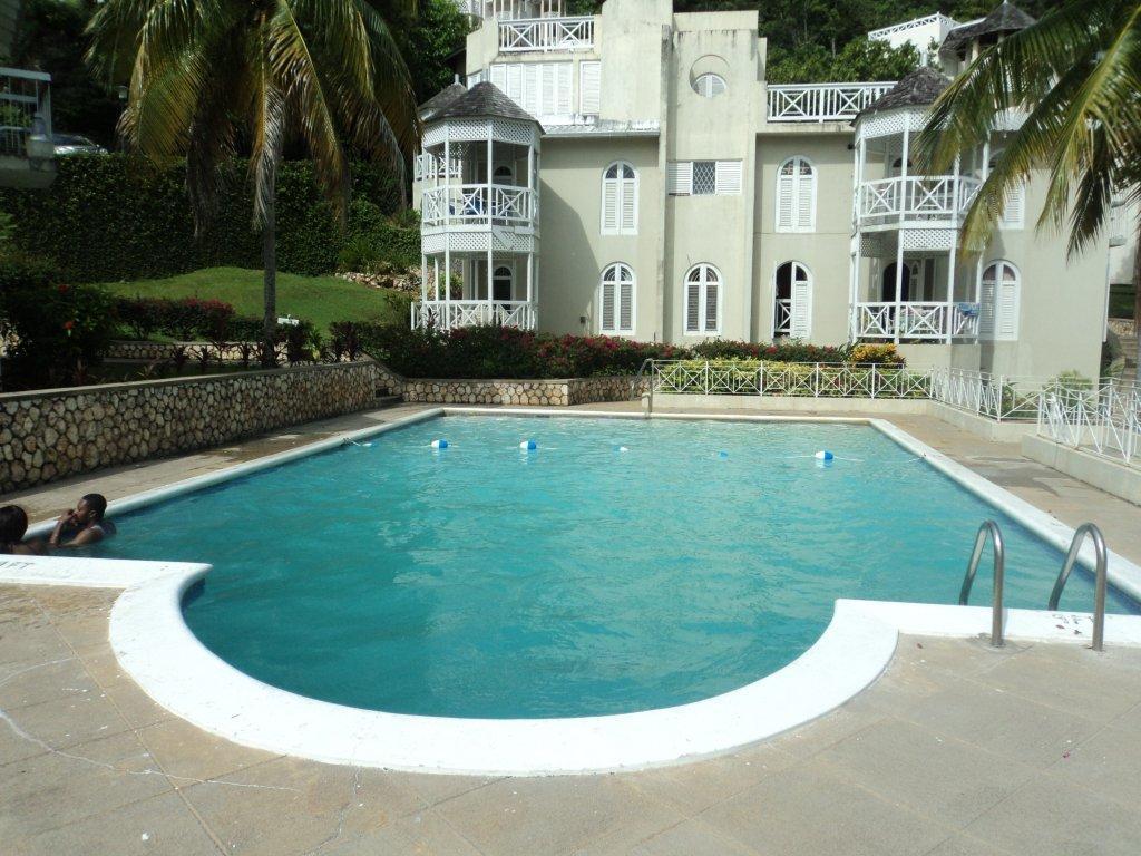 Chill On The Hill Apartment Ocho Rios Luaran gambar