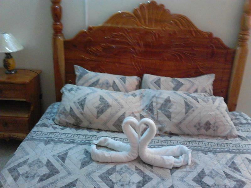 Chill On The Hill Apartment Ocho Rios Luaran gambar